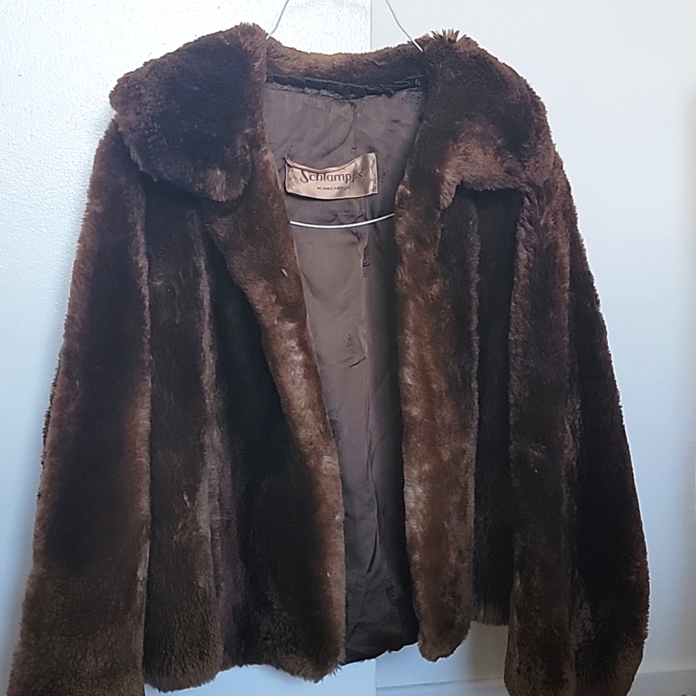 VINTAGE SCHLAPPS *AUTHENTIC* FUR COAT